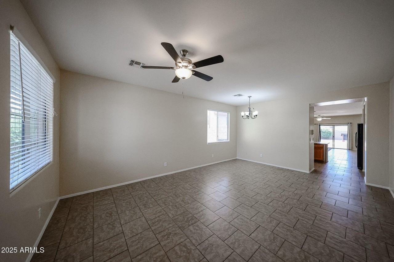 43337 Heavenly Way - Photo 4 of 39