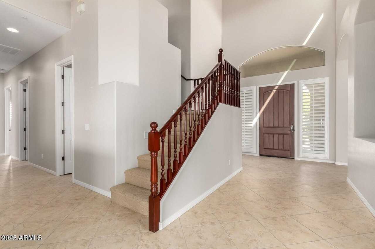 31604 N 19th Ave - Photo 3 of 29