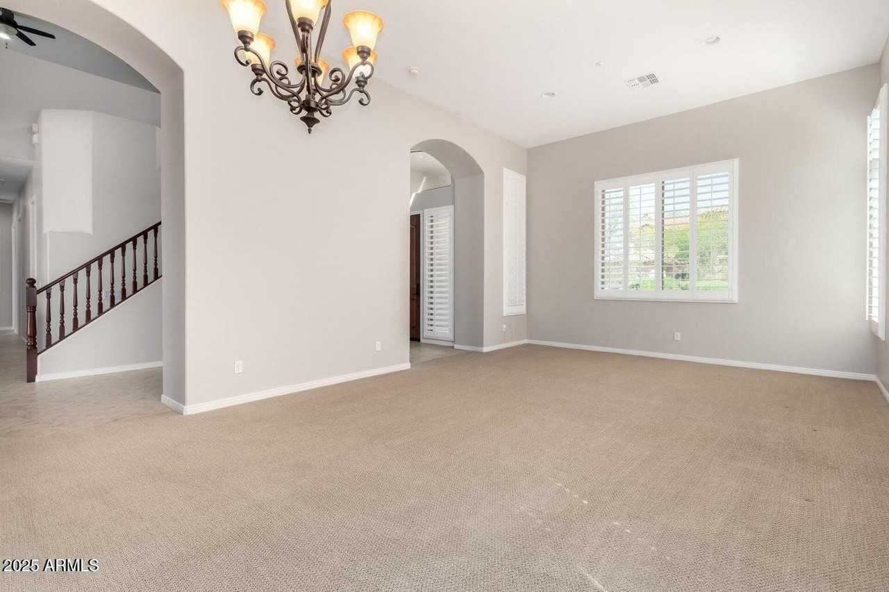 31604 N 19th Ave - Photo 7 of 29