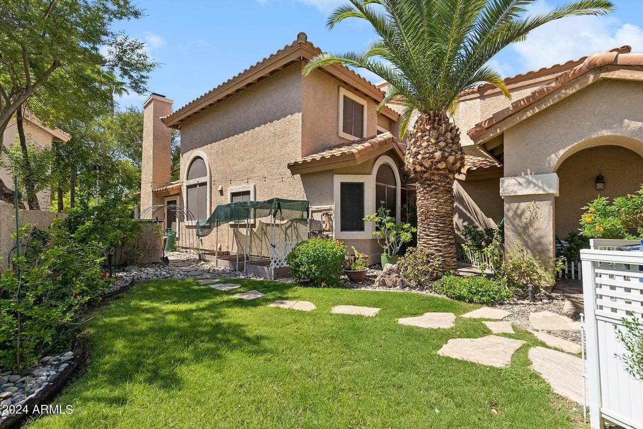 514 South Marina Drive - Photo 3 of 34