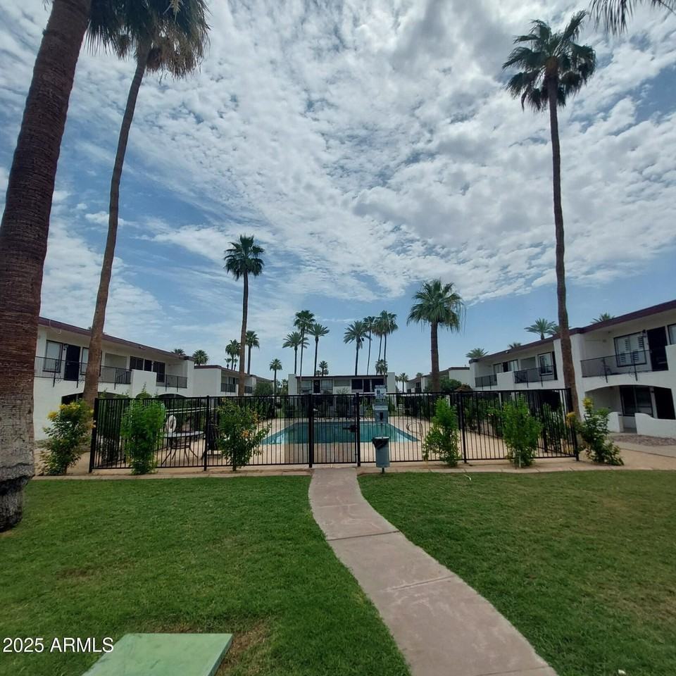 240 South Old Litchfield Road #113 - Photo 3 of 45