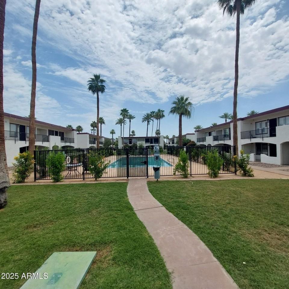 240 South Old Litchfield Road #113 - Photo 4 of 45