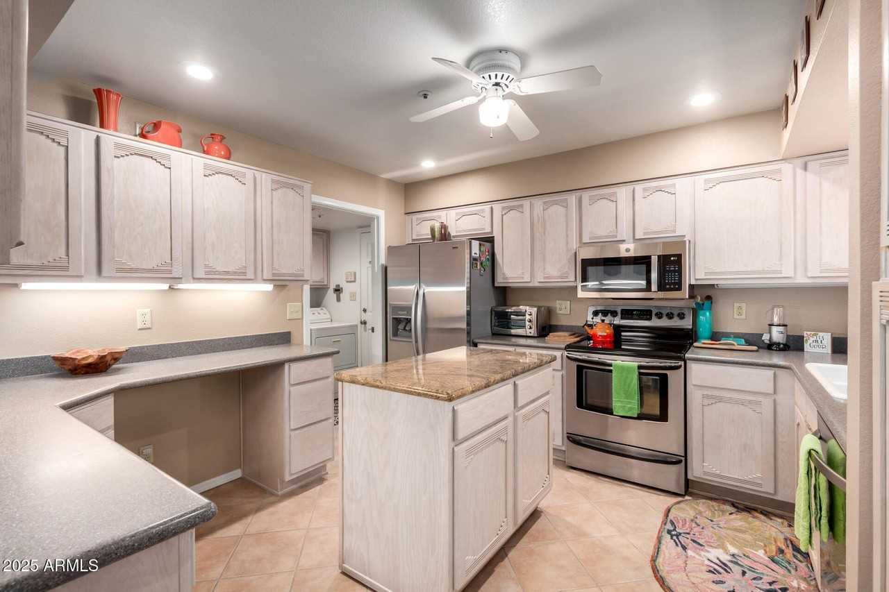 11011 N 92nd St Unit 1132 #1132 - Photo 5 of 42