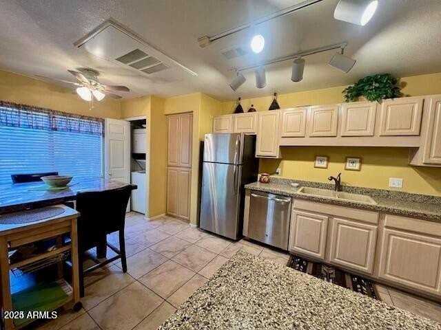 15151 N Frank Lloyd Wright Blvd Unit 1085 #1085 - Photo 4 of 27