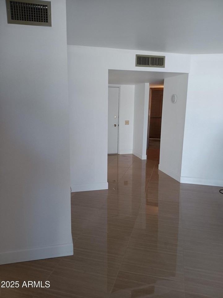 19430 N Camino Del Sol Unit 4 #4 - Photo 7 of 17