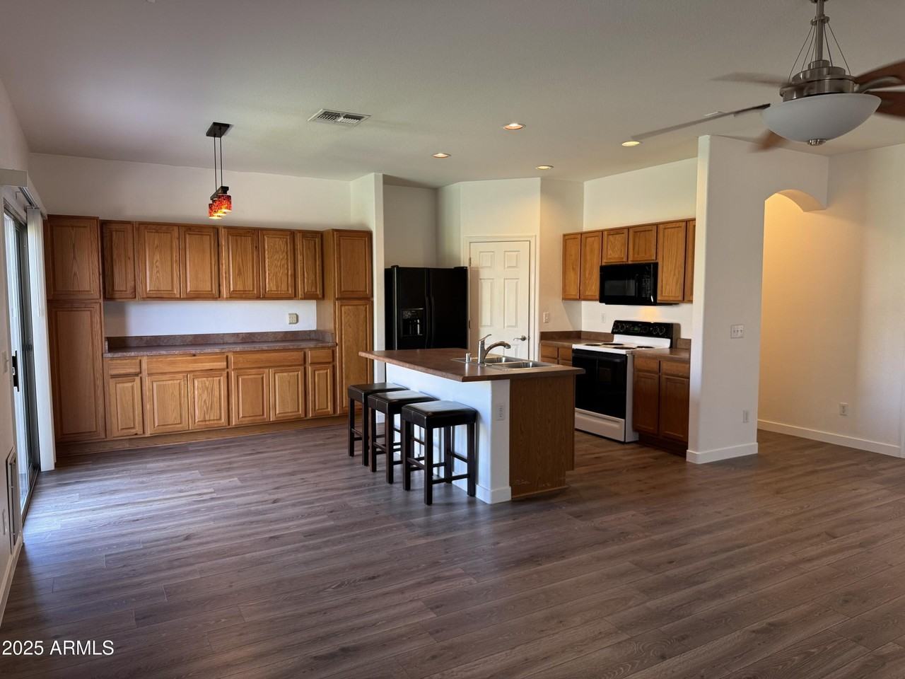 2633 East Riviera Drive - Photo 5 of 27