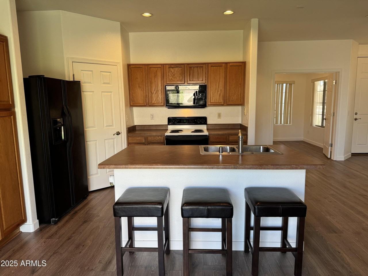 2633 East Riviera Drive - Photo 6 of 27