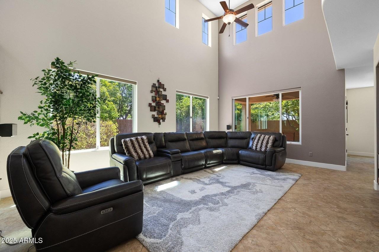 3437 East Mesquite Street