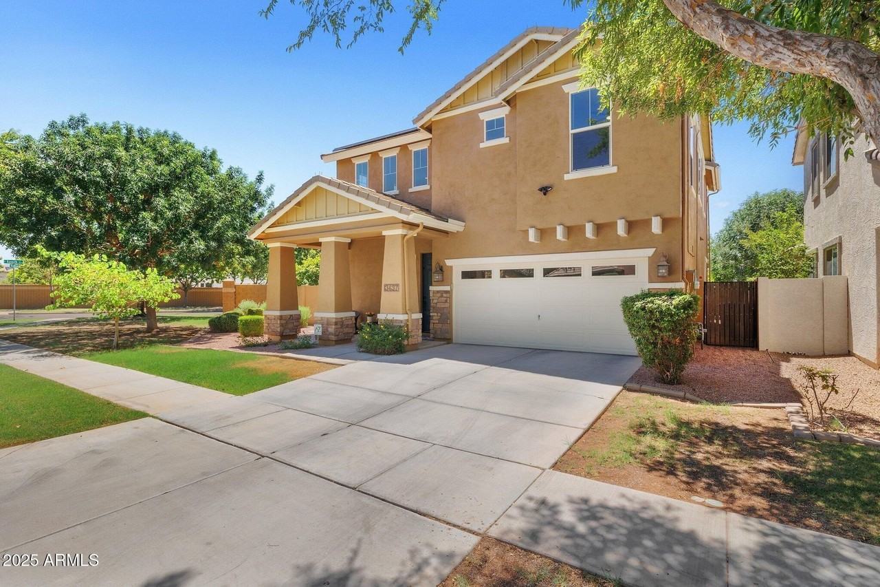 3437 E Mesquite St - Photo 4 of 50