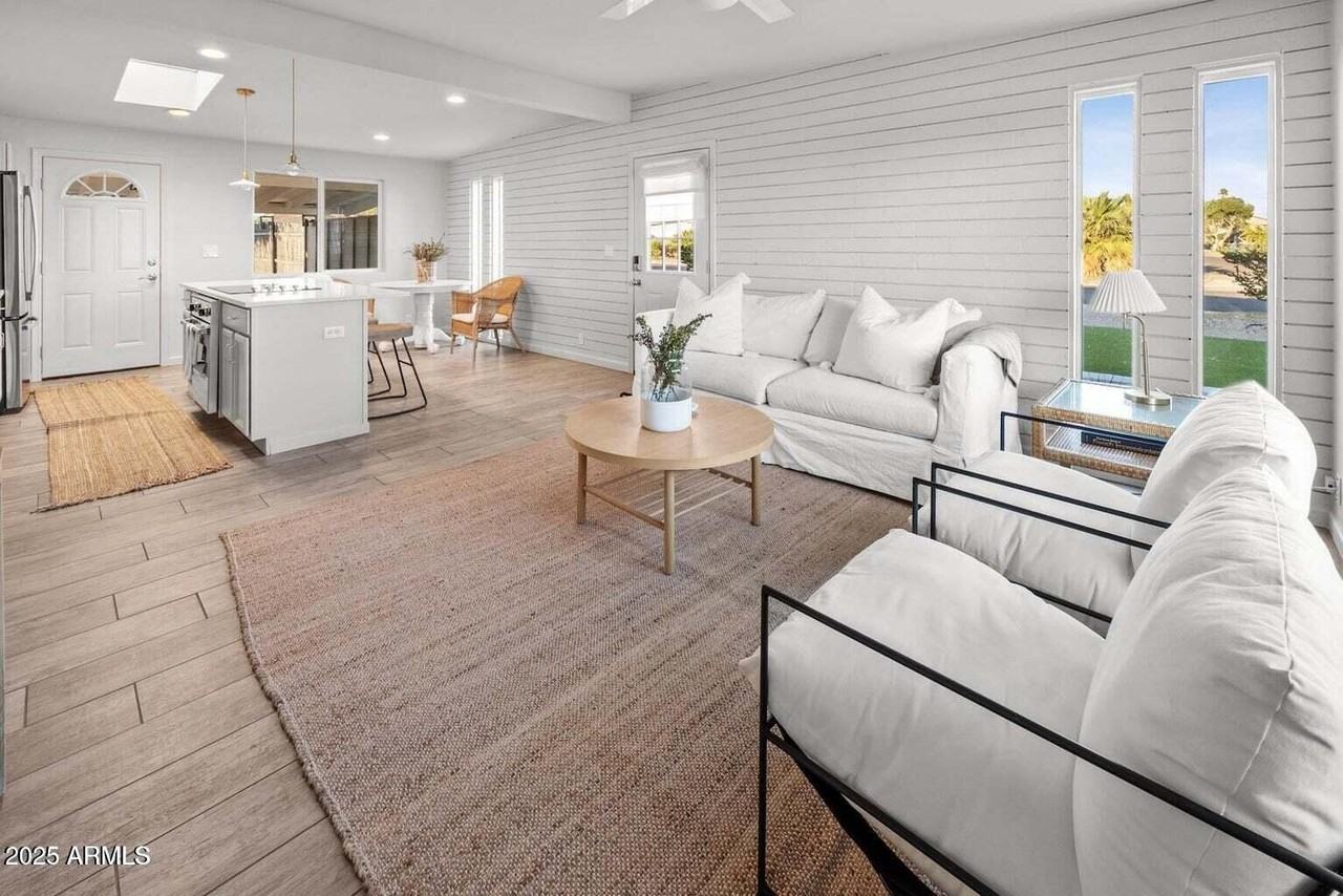 7802 Kimsey Lane - Photo 3 of 31