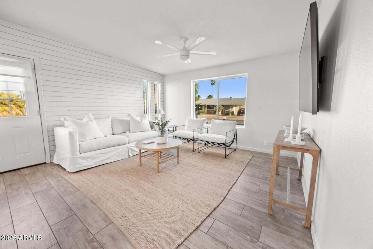 7802 Kimsey Lane - Photo 4 of 31