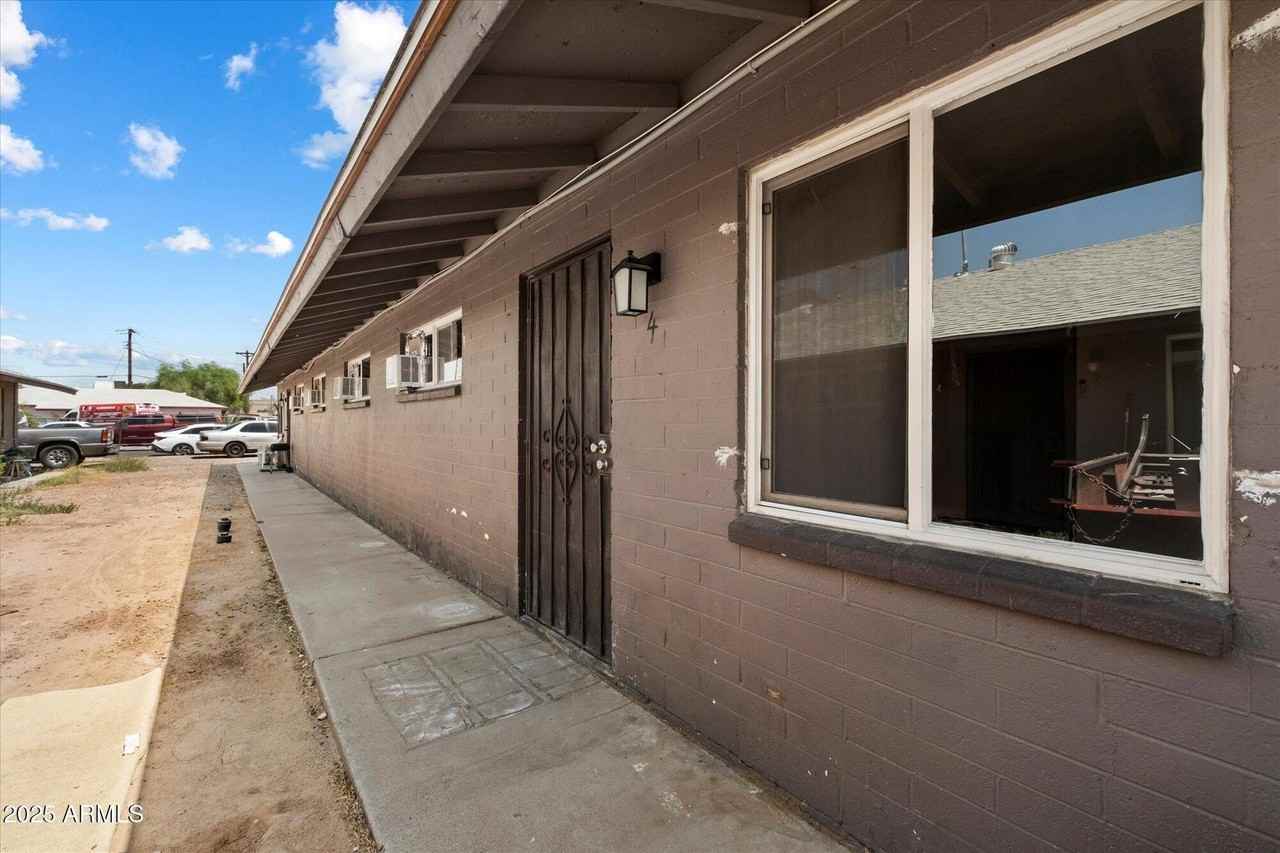 2343 E Pueblo Ave Unit 4 #4 - Photo 2 of 22