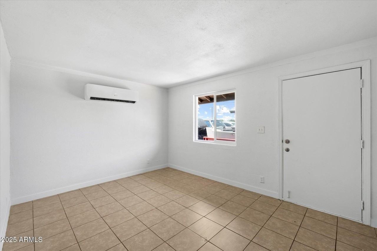 2343 E Pueblo Ave Unit 4 #4 - Photo 3 of 22