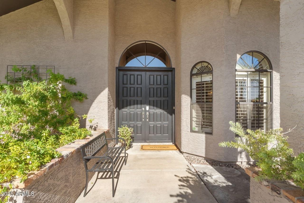 12917 N 75th St - Photo 2 of 39