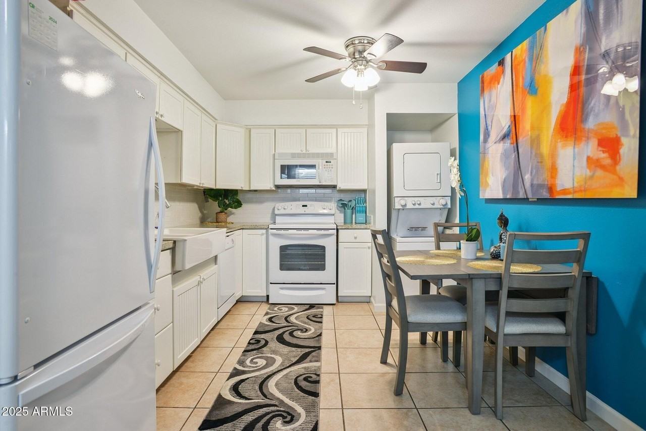 8046 E Oak St - Photo 5 of 14