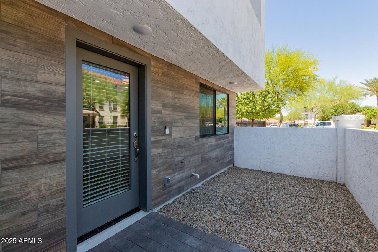 1318 South 105th Place #101 - Photo 3 of 26