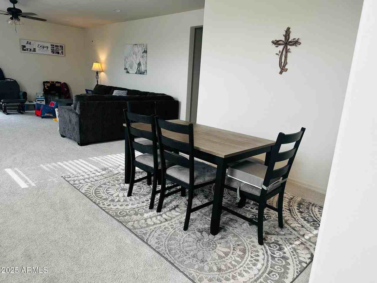 6752 West Siesta Way - Photo 4 of 10