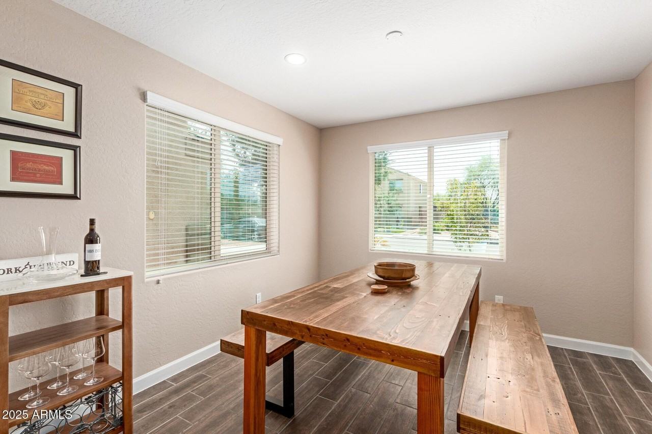 4582 E Jadeite Dr - Photo 7 of 50