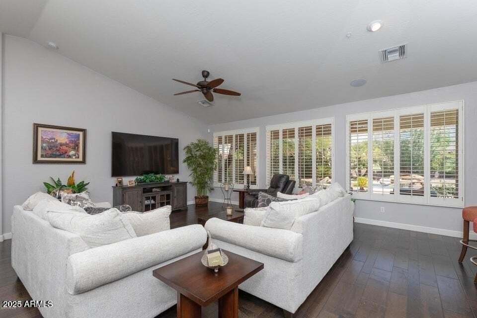 7338 E Wingspan Way - Photo 4 of 32