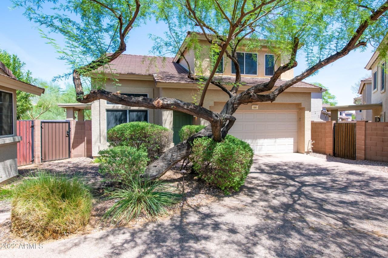 15550 N Frank Lloyd Wright Blvd Unit 1061 #1061 - Photo 2 of 23