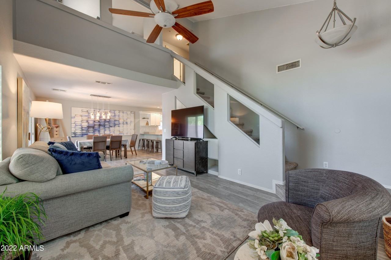 15550 N Frank Lloyd Wright Blvd Unit 1061 #1061 - Photo 5 of 23