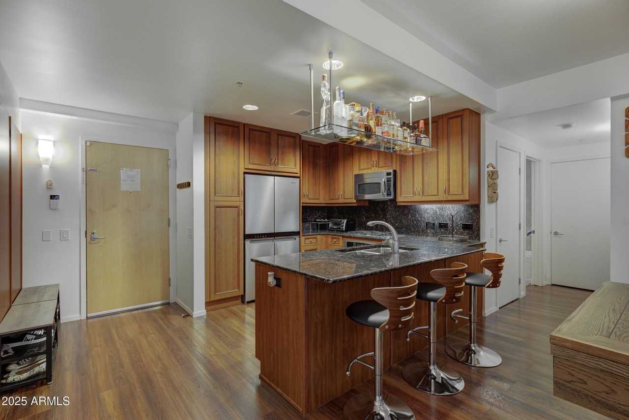 7147 E Rancho Vista Dr Unit 4007 #4007 - Photo 2 of 44