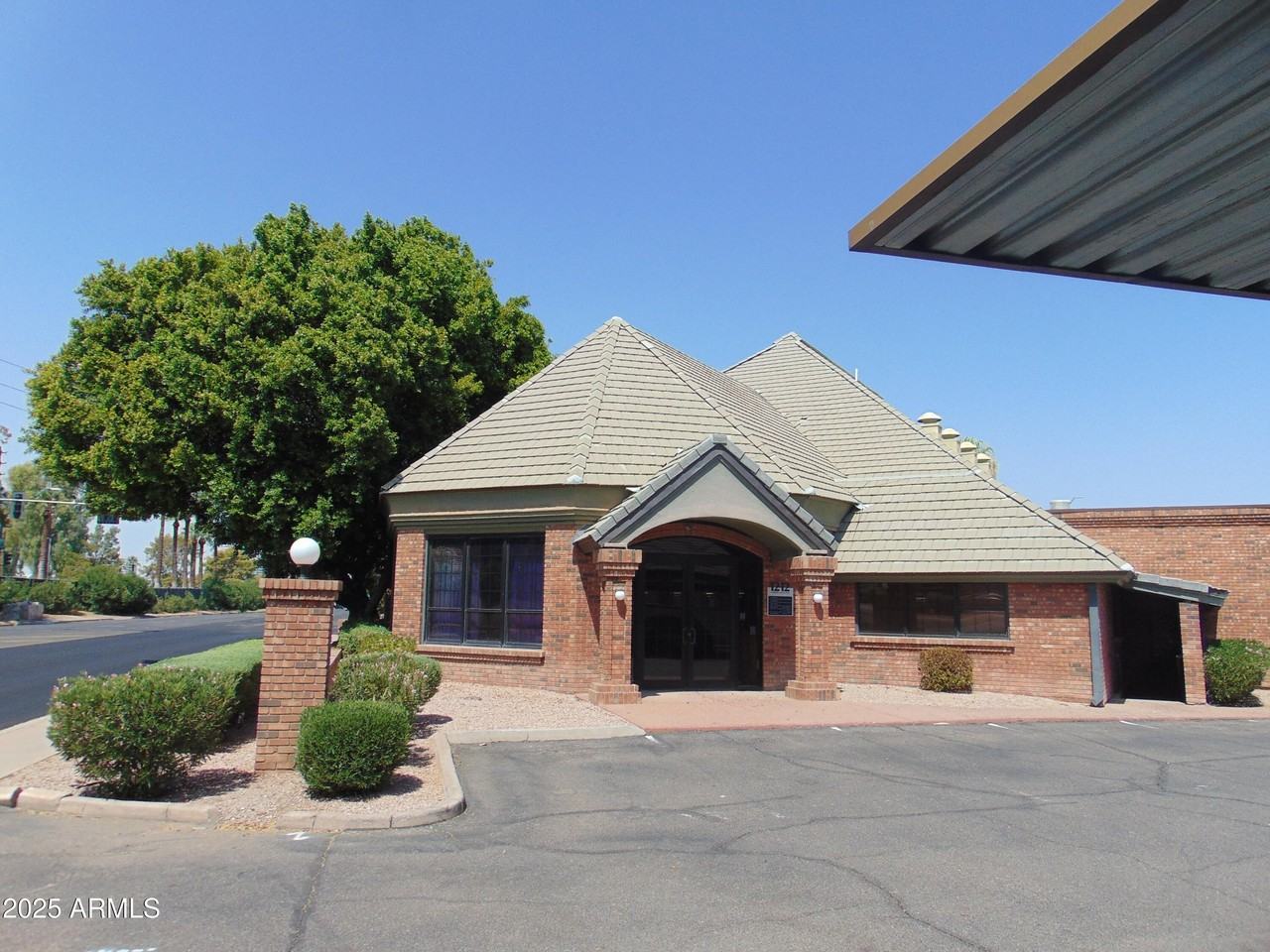 1212 E Osborn Rd #B - Photo 2 of 20