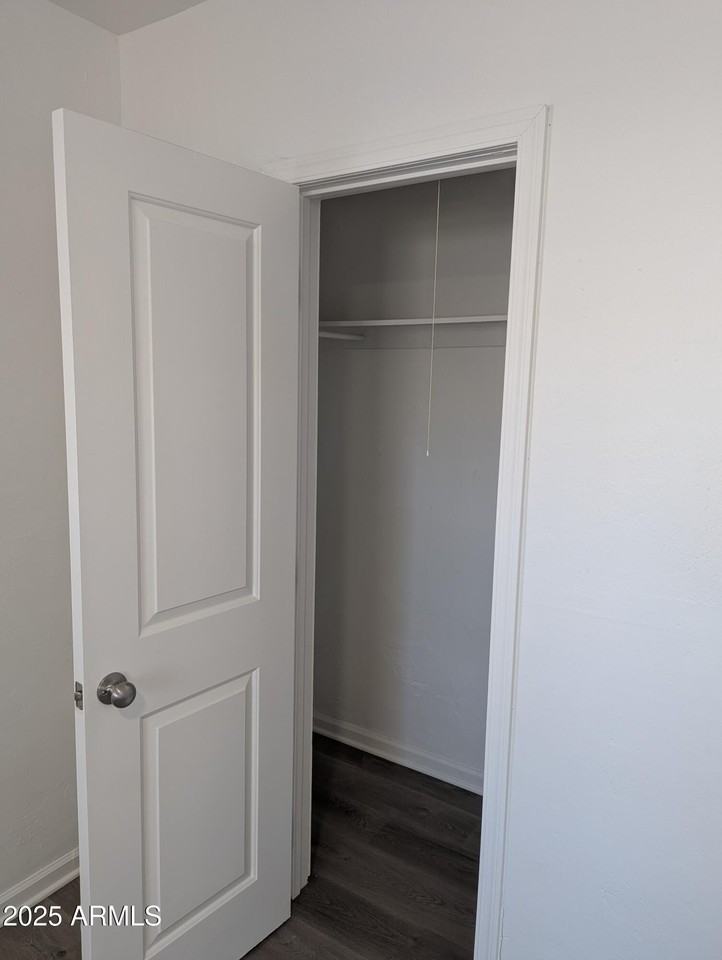 2536 East Culver Street - Photo 7 of 8