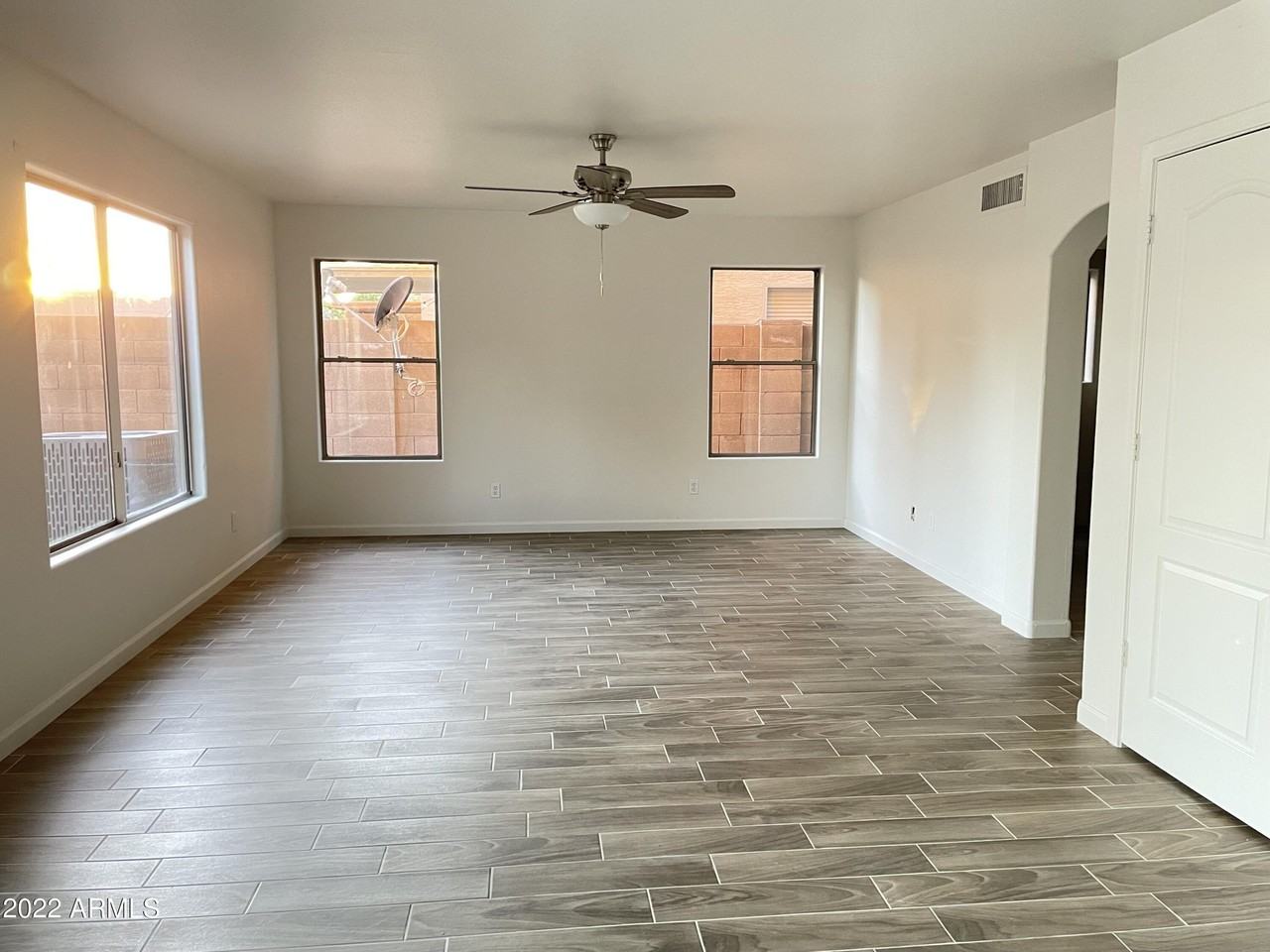 12343 W Palo Verde Dr - Photo 4 of 13