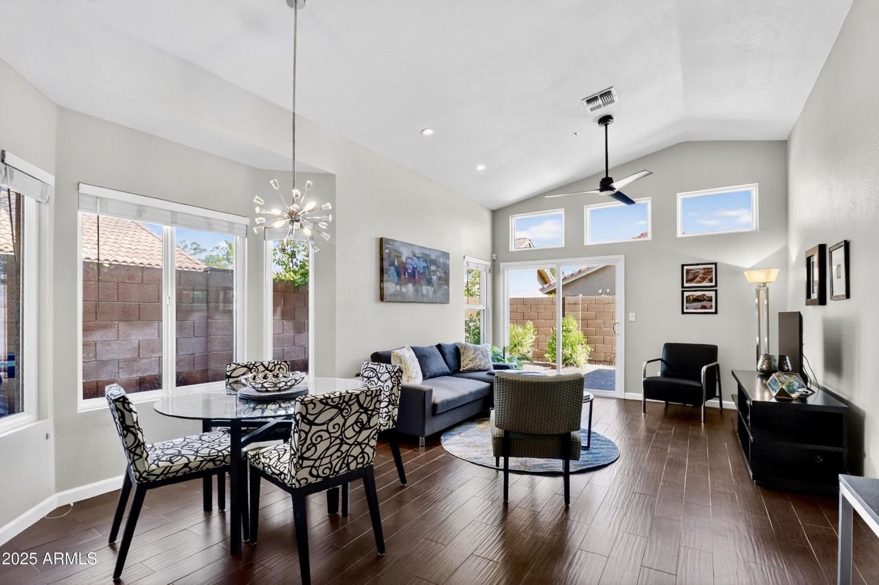 8828 E Riviera Dr - Photo 2 of 31