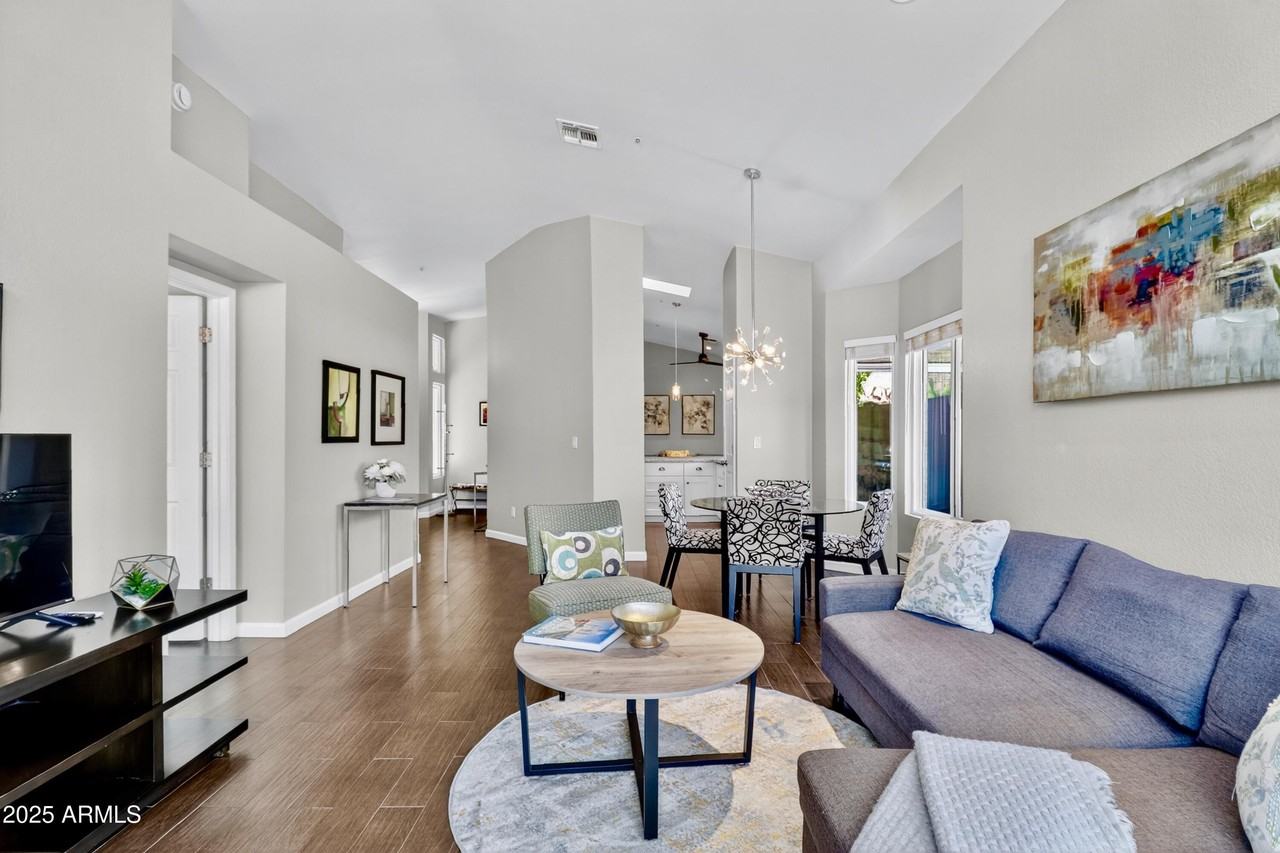 8828 E Riviera Dr - Photo 3 of 31