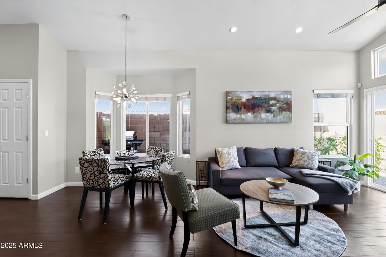 8828 E Riviera Dr - Photo 4 of 31