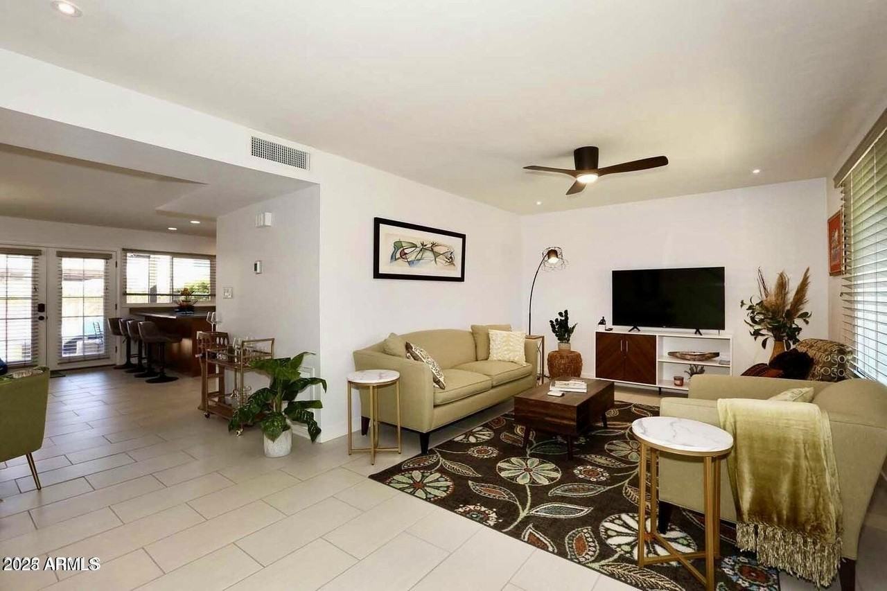 8237 East Orange Blossom Lane - Photo 2 of 38