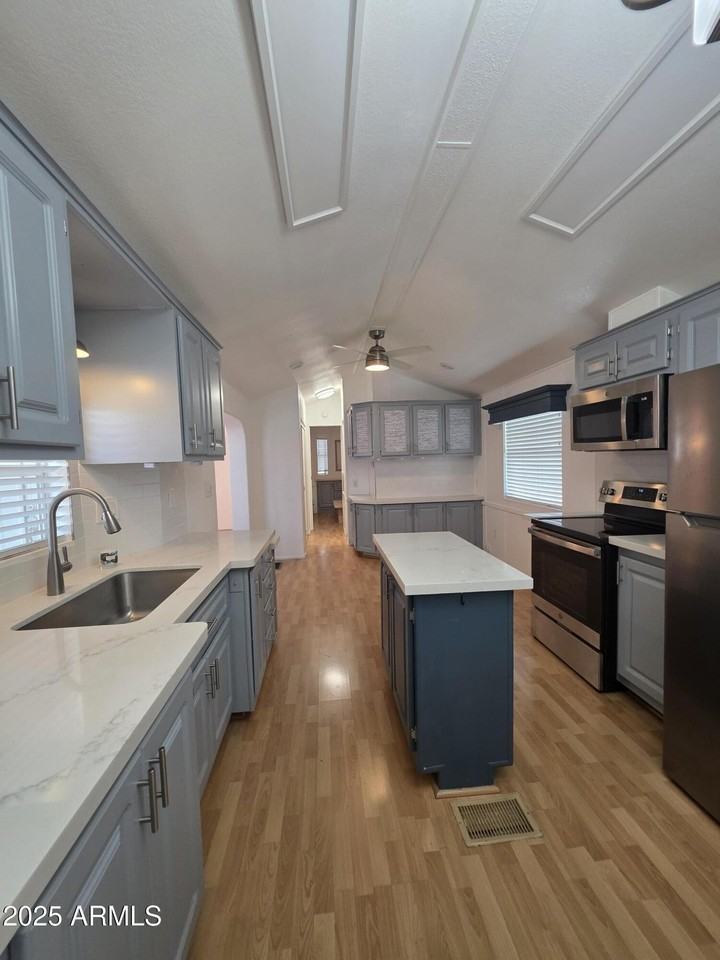 7750 E Broadway Rd - Photo 4 of 33