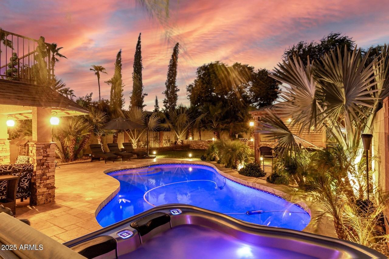 5956 E Phelps Rd - Photo 3 of 50