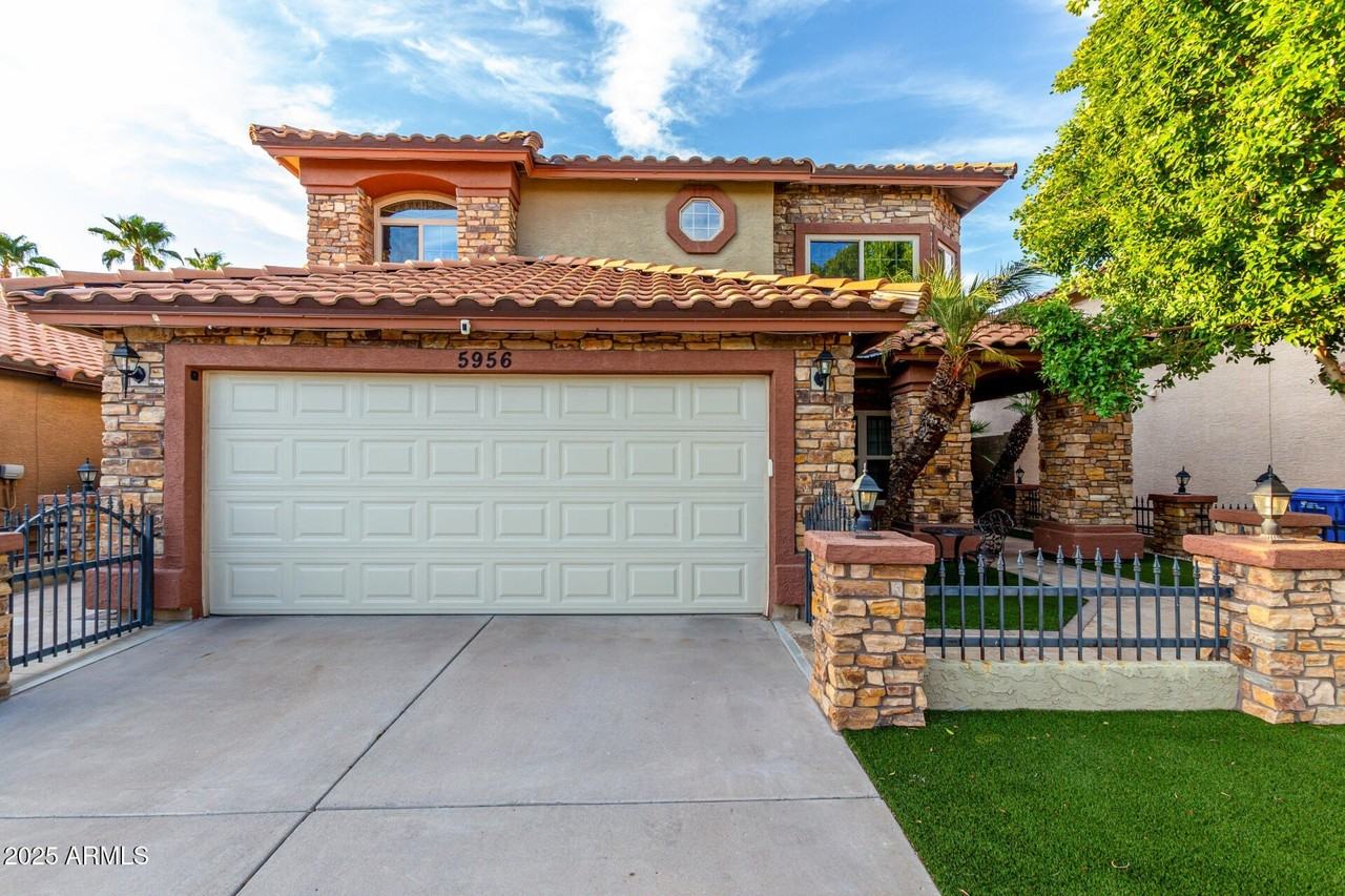 5956 E Phelps Rd - Photo 5 of 50