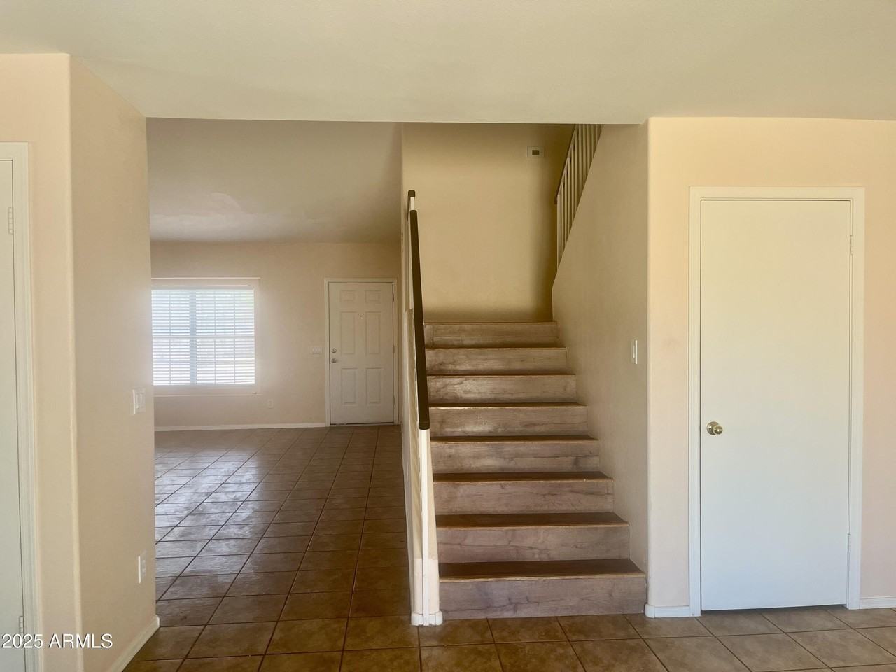 1654 West Boston Street - Photo 4 of 23