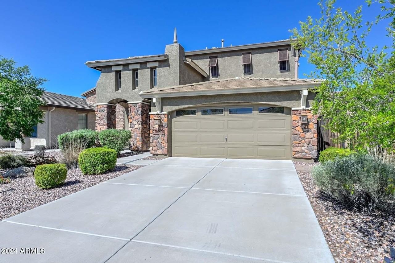 31098 N 137th Ave - Photo 2 of 50