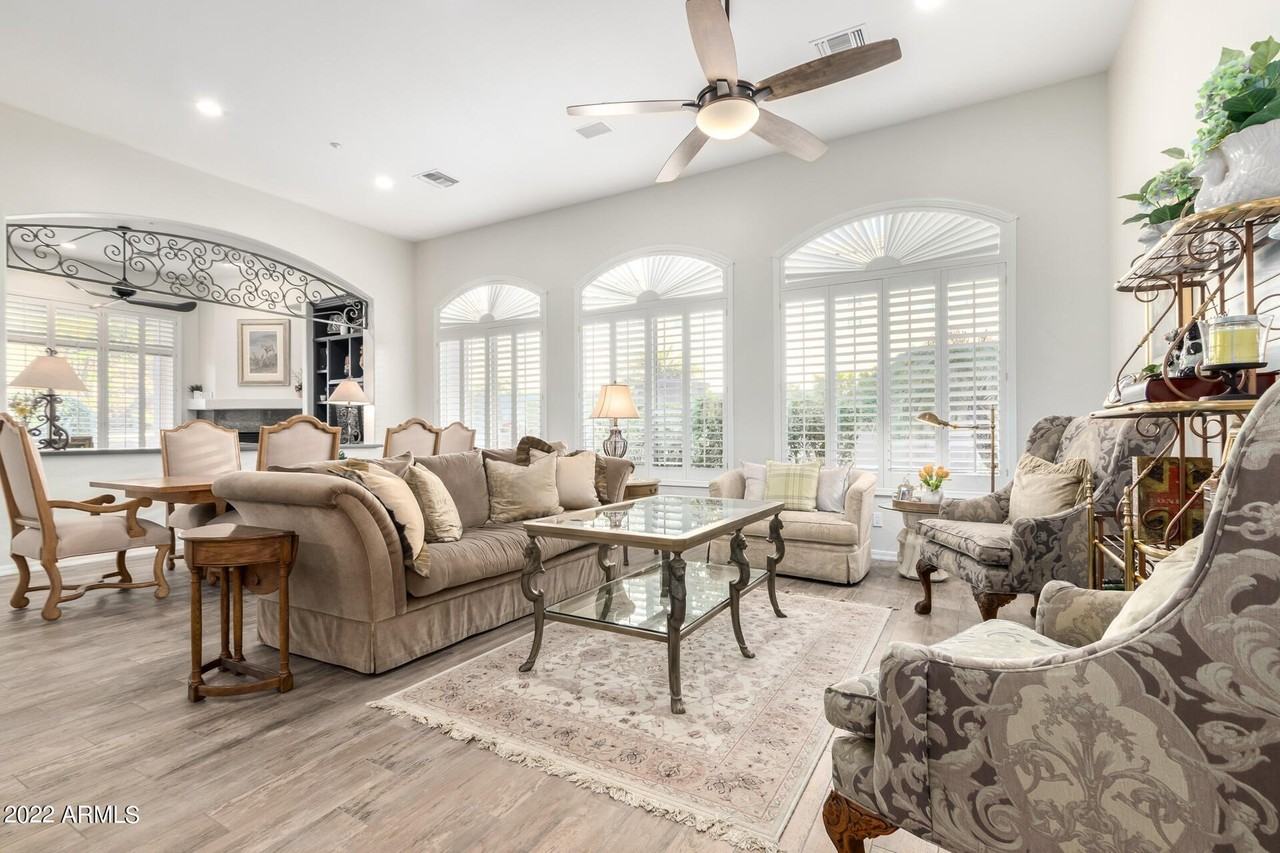 10602 E Blanche Dr - Photo 4 of 47