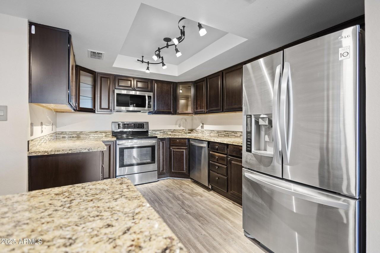 7920 E Camelback Rd Unit 601 #601 - Photo 2 of 31