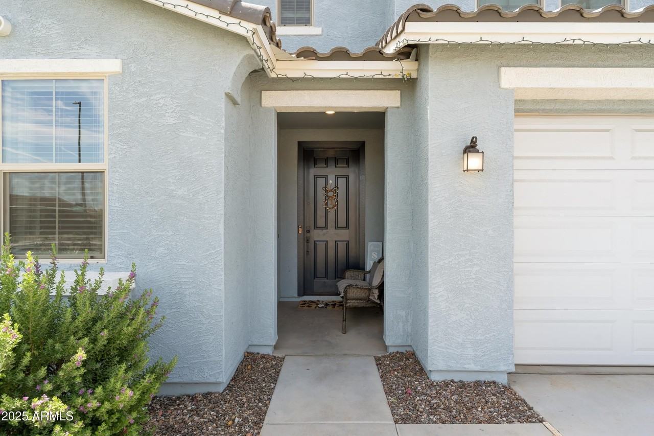 7352 S Briarwood Ln - Photo 7 of 39