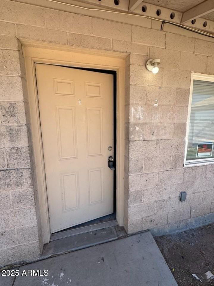 1331 East Pueblo Avenue - Photo 2 of 15