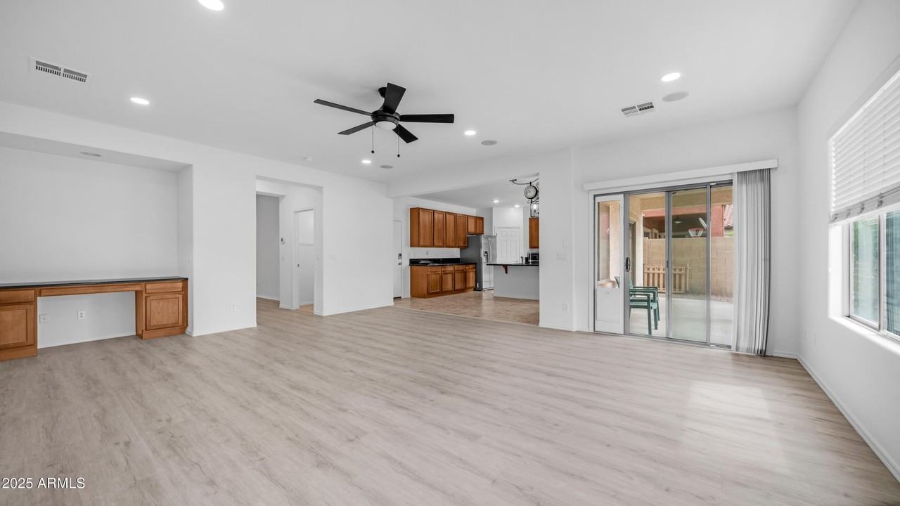 5131 W El Cortez Trl - Photo 7 of 35