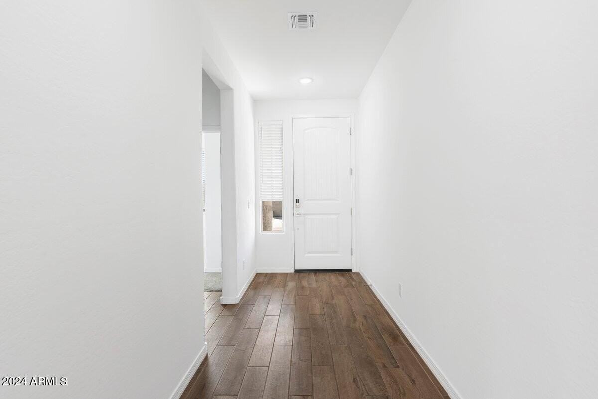 15112 West Hadley Street - Photo 2 of 22