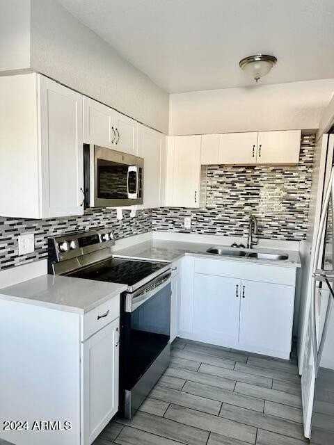 3219 East Earll Drive #8 - Photo 4 of 12