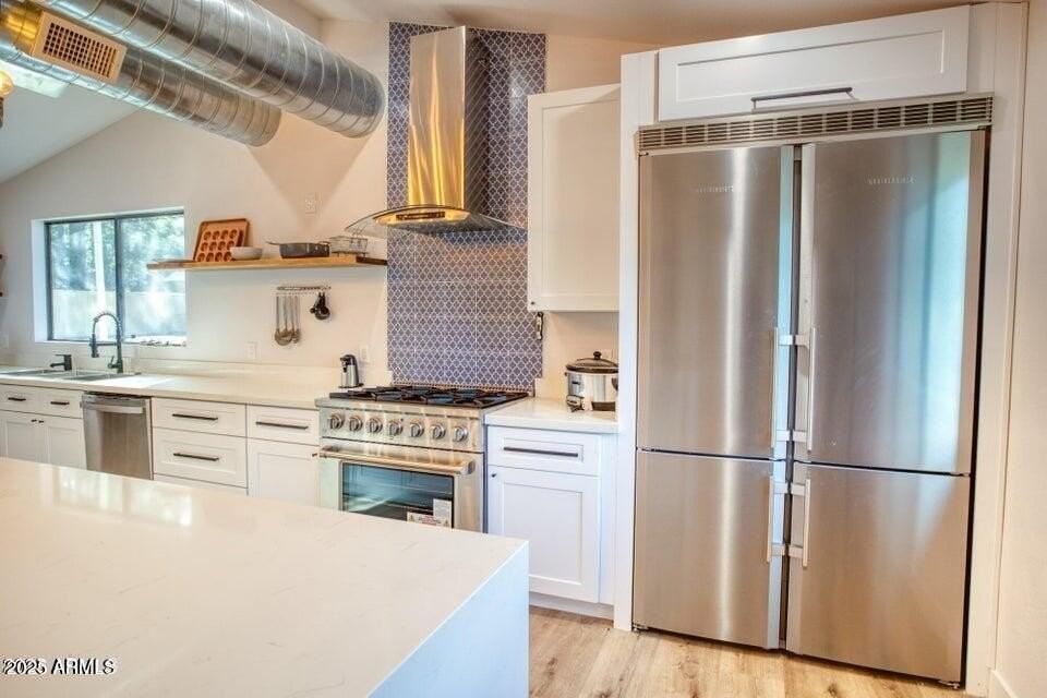 858 East White Mountain Boulevard - Photo 4 of 8