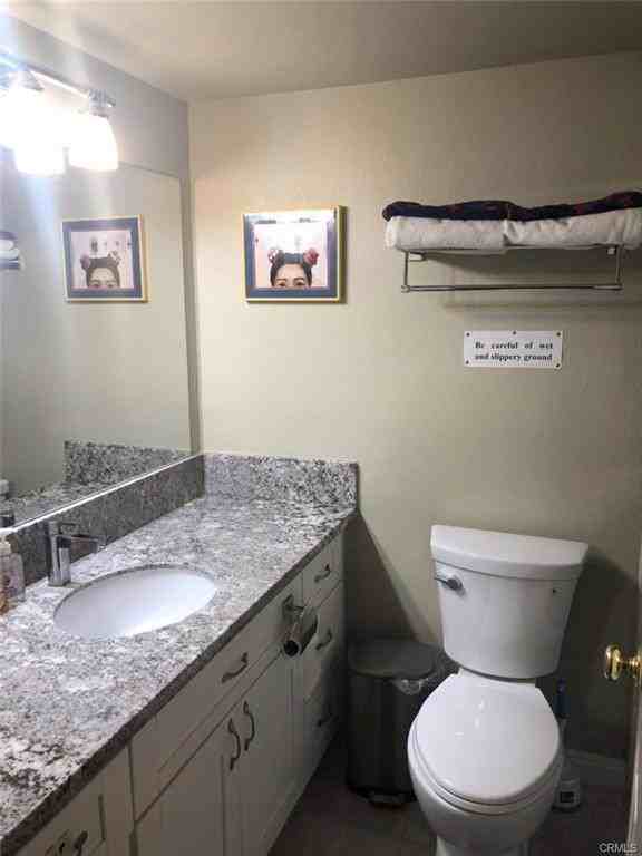 2581 Camino Del Sol - Photo 2 of 8