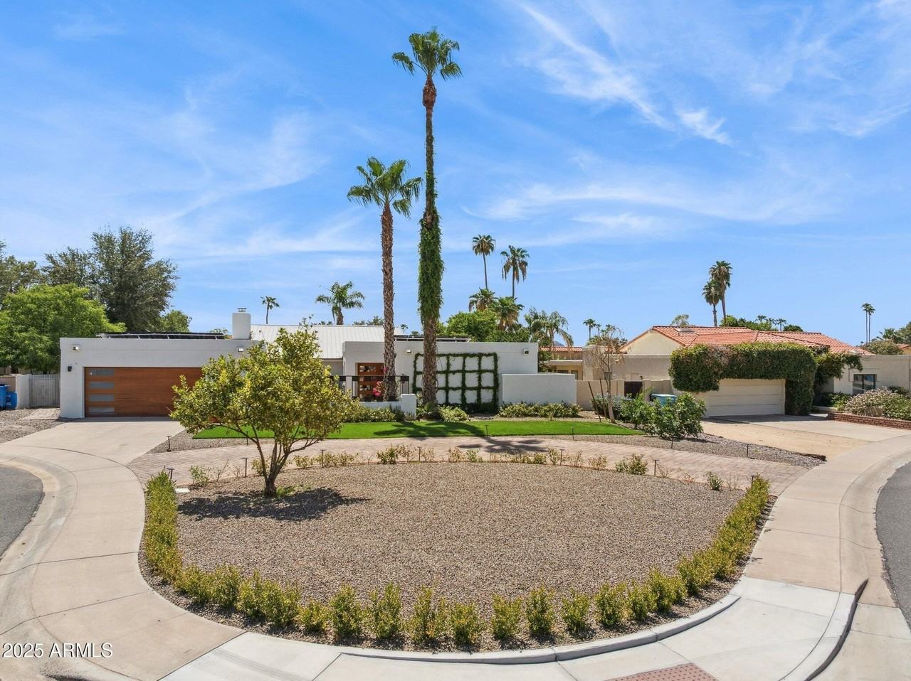 16213 N 63rd Pl - Photo 2 of 50