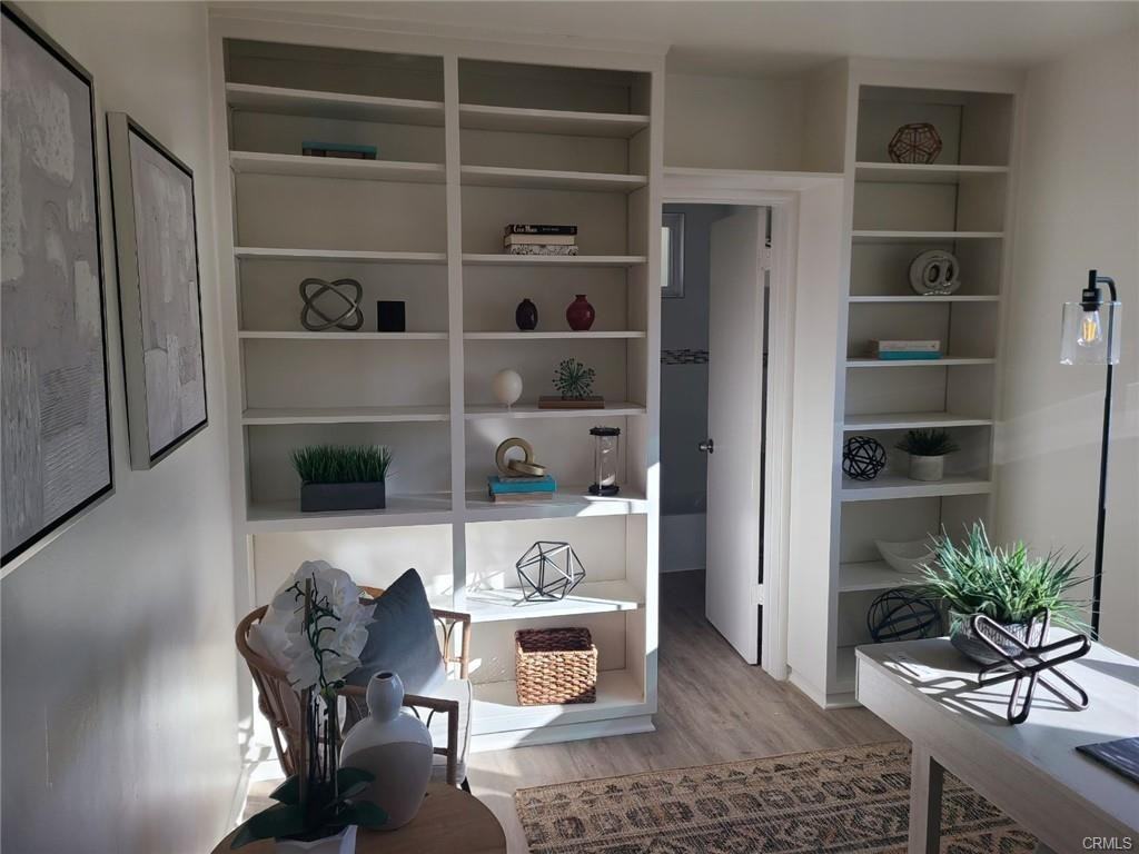 1206 Phelan Ln - Photo 2 of 8