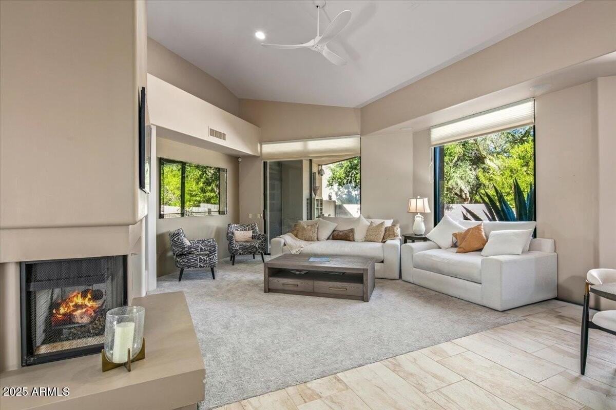 10507 East Fernwood Lane - Photo 7 of 33